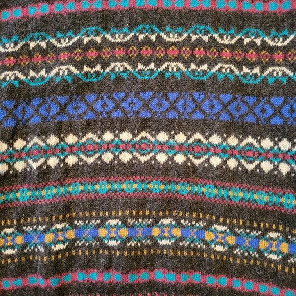 Lord Taylor Vintage Shetland Wool Fair Isle Sweater Scotland HOLES - Picture 4 of 8